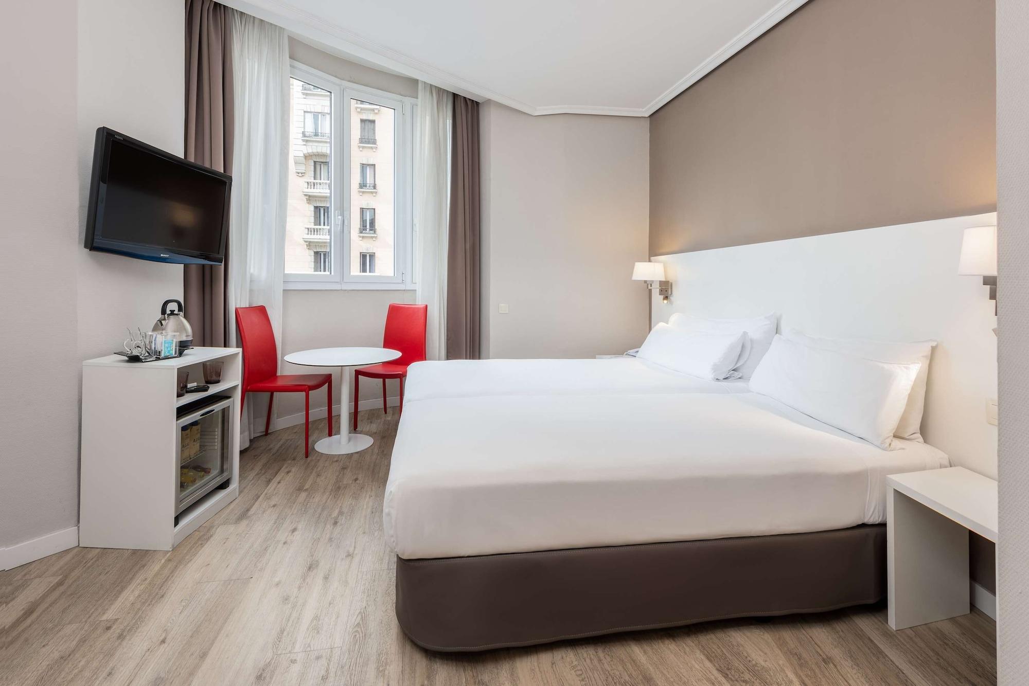 Hotel Madrid Gran Via 25, Affiliated By Melia Zewnętrze zdjęcie