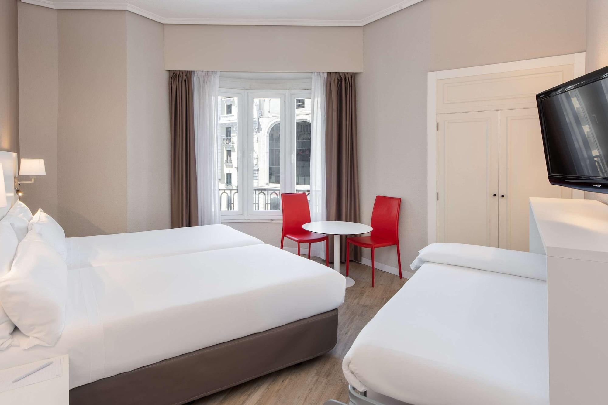 Hotel Madrid Gran Via 25, Affiliated By Melia Zewnętrze zdjęcie