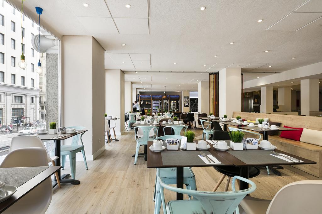 Hotel Madrid Gran Via 25, Affiliated By Melia Zewnętrze zdjęcie